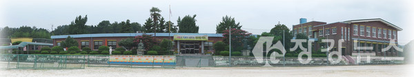 강진북초등학교 전경