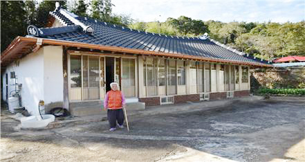 장흥군 안양면 학송마을 최영순할머니(가명, 90세)=사진 마동욱 작가