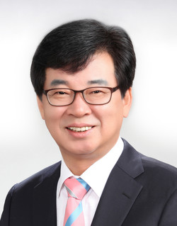김성 전 장흥군수