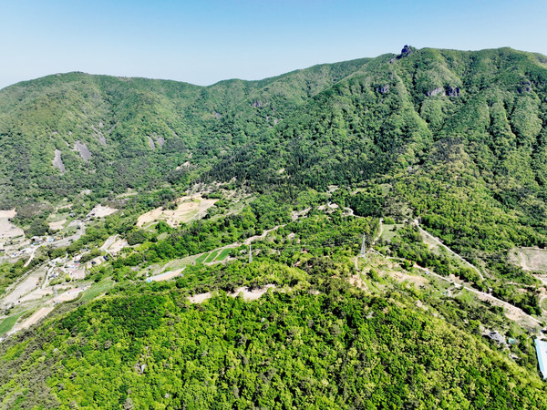 제암산과 장동면 산동마을