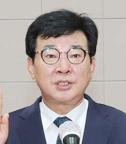 김성 장흥군수