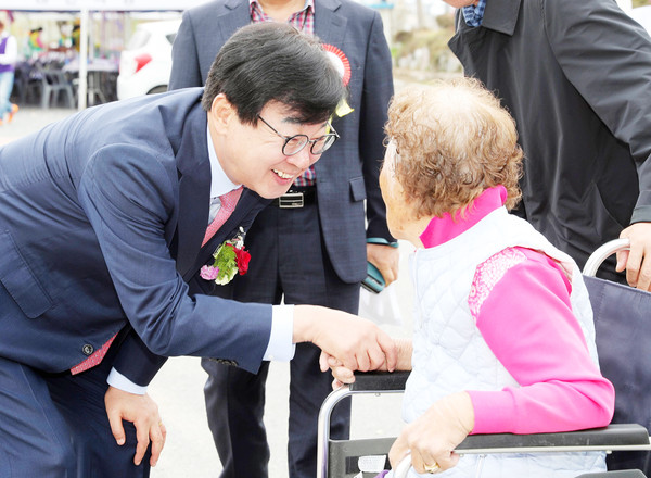 김성 장흥군수