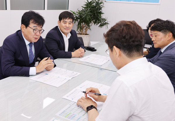 김성 장흥군수