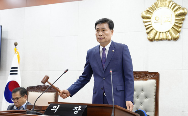 왕윤채 장흥군의장
