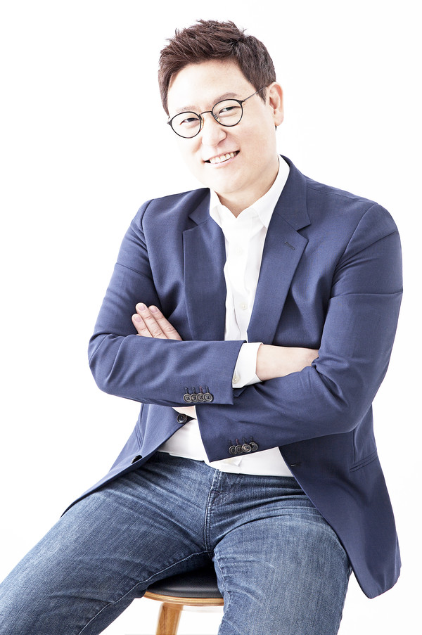 데니스홍