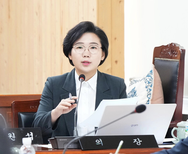 김보미 강진군의장