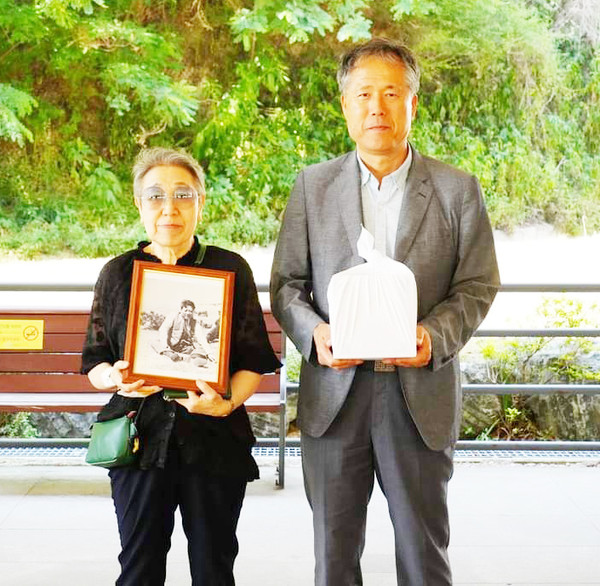 2024년 6월 19일 영랑 김윤식 시인과 부인 안귀련 여사의 막내딸 김애란 여사)