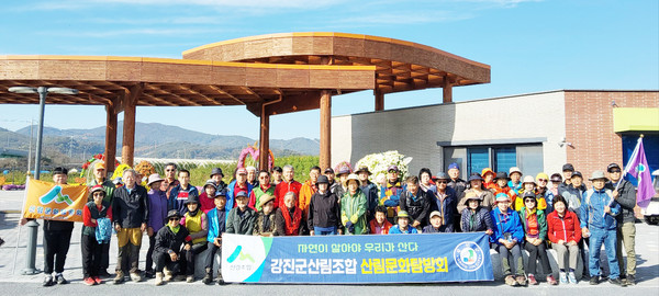 치즈테마파크 입구