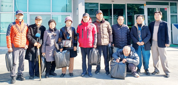 간담회 마치고