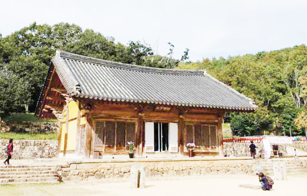 무위사 극락보전