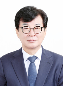 김성 장흥군수