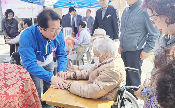 장흥읍 노인전문요양병원 방문