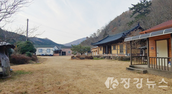 장흥군 유치면 반월마을