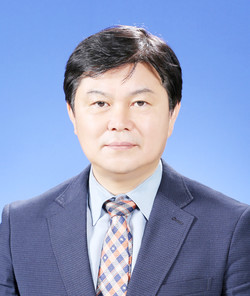 이병삼 강진교육장
